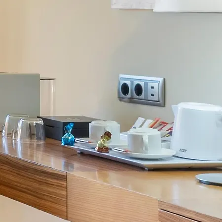 Elba Carlota & Golf 4*