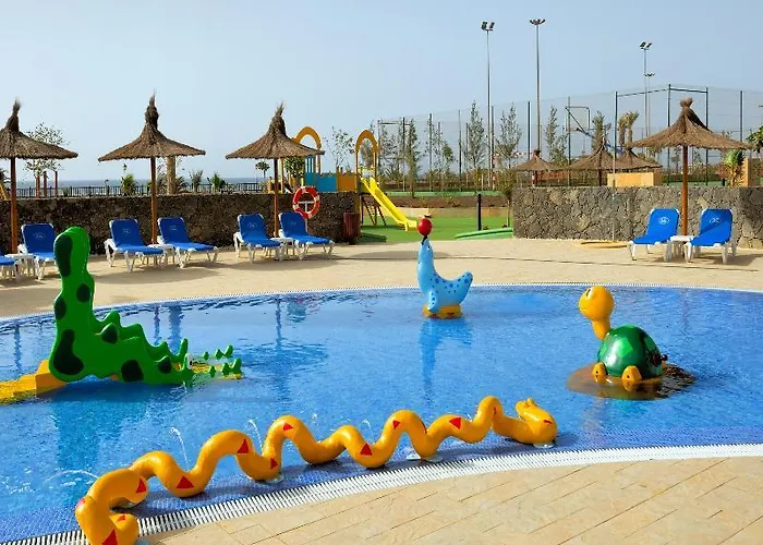 Elba Carlota & Golf 4*